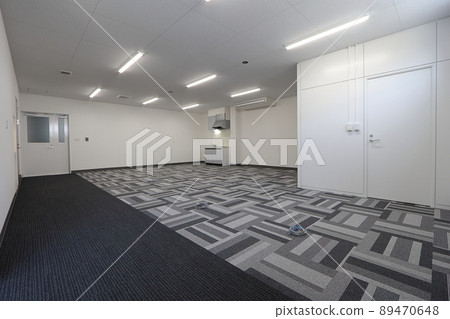 The office 89470648