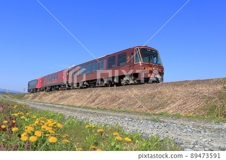 Sightseeing train "Three Brothers of Iron" 89473591