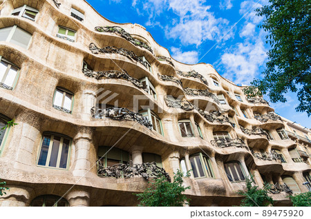 西班牙世界遺產米拉之家 89475920