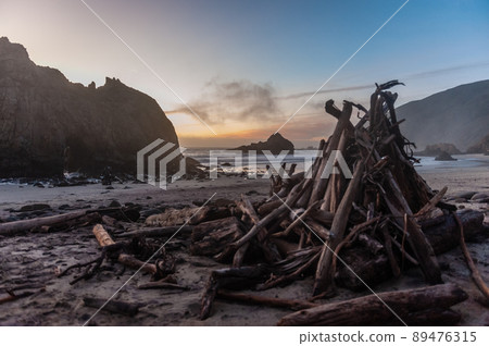 Sunset at Pfeiffer Beach Sunset at Pfeiffer Beach 89476315