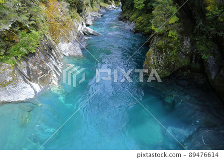 Road Trip, Blue Pool on New Zealand's South Island 89476614
