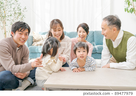 Three generations family Three generations family 89477979