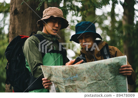 Mountaineering map 89478009