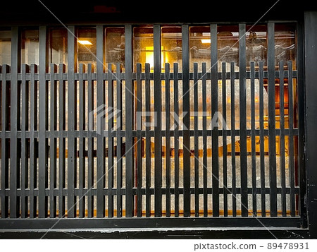 Back alley in Kyoto Lattice window of Machiya Back alley in Kyoto Lattice window of Machiya 89478931