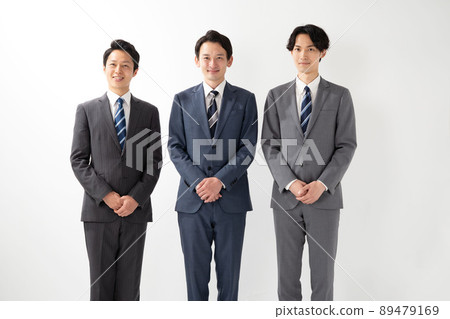 Businessman portrait 89479169