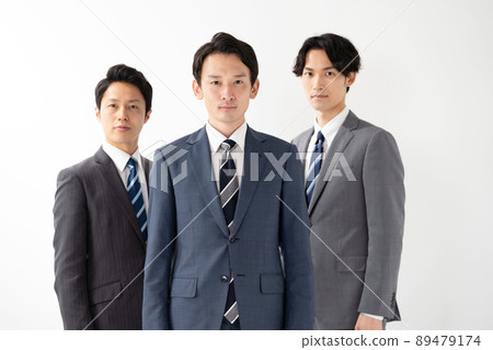Businessman portrait 89479174