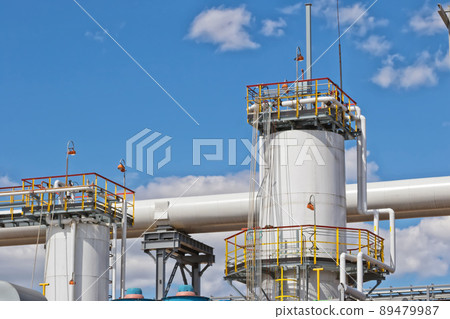 View of the new columns and chemical apparatus plant for oil refining at refinery 89479987
