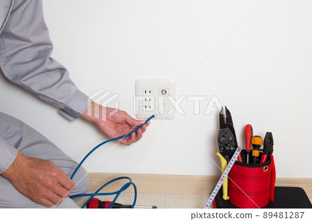 LAN outlet construction Wired LAN wiring construction LAN outlet construction Wired LAN wiring construction 89481287