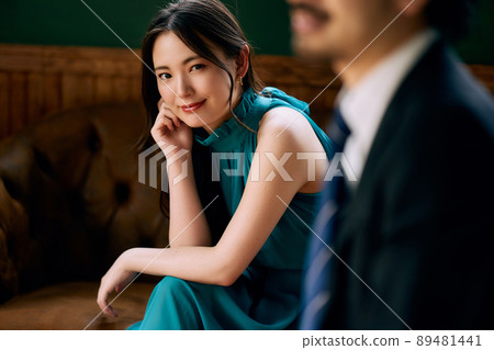 Men's and women's formal image 89481441