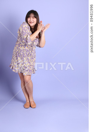 Chubby Asian Woman - Stock Photo [89481996] - PIXTA