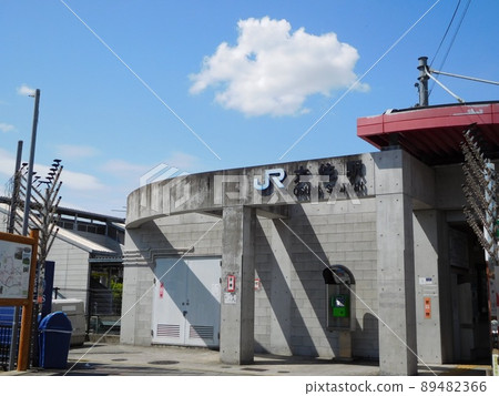 JR West Gakken Toshi Line Ozumi Station JR West Gakken Toshi Line Ozumi Station 89482366