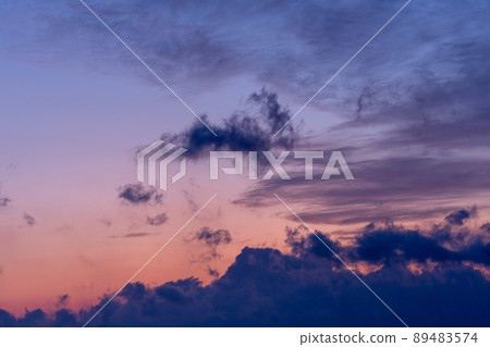 黎明前的雲 89483574