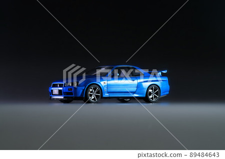 Nissan Skyline GT-R V Spec (R34) Bayside Blue Plastic Model 1/24 Scale 89484643