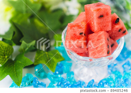 Cut fruit watermelon 89485246