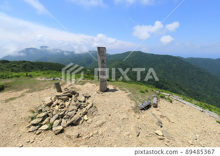 Niigata Sado Shiri Tateyama (Donden Mountain) summit Niigata Sado Shiri Tateyama (Donden Mountain) summit 89485367