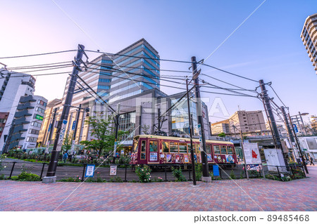 日本東京城市景觀，如大塚站和都電荒川線 89485468