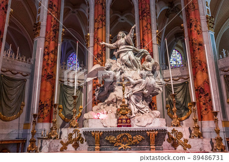 Cathedral of Our Lady of Chartres , France, interiors Cathedral of Our Lady of Chartres , France, interiors 89486731