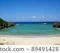 Okinawa scenery: blue sky and quiet beach 89491428