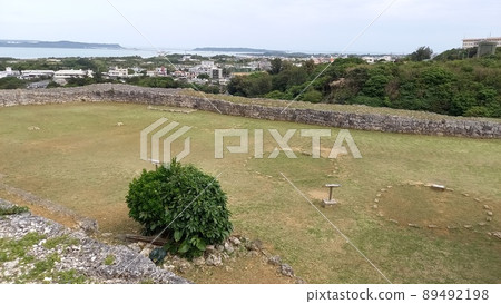 Continued 100 Fine Castles in Japan Katsuren Castle Two Kuruwa 89492198