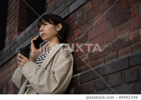 淺談智能手機的女人 淺談智能手機的女人 89492349