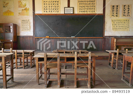 [24 Hitomi Movie Park (Noma Elementary School Taura Branch School) (Classroom)] Taura Ko, Shodoshima Town, Shozu District, Kagawa Prefecture 89493519