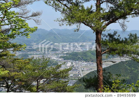 The view from the summit of Mt. Shiraga The view from the summit of Mt. Shiraga 89493699