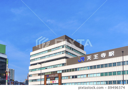 JR Tennoji Station MIO Sunny Sky Early Summer 2022 JR Tennoji Station MIO Sunny Sky Early Summer 2022 89496374