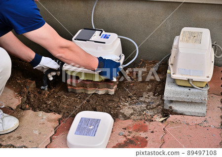 Septic tank air pump replacement work 89497108