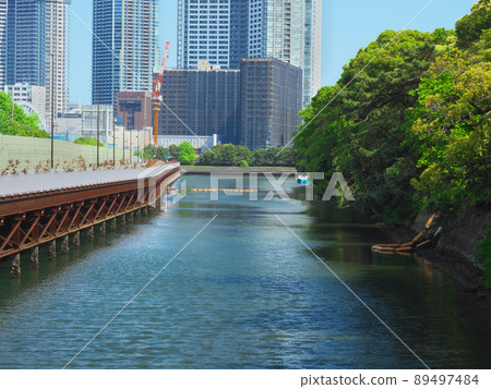 [東京，2022 年 5 月] 濱離宮花園城市景觀 89497484
