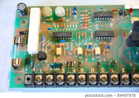 製造設備的基板維修 更換工作 製造業 89497978