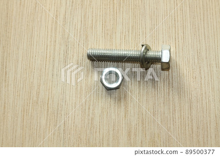Bolt and nut Bolt and nut 89500377