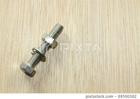 Bolt and nut 89500382
