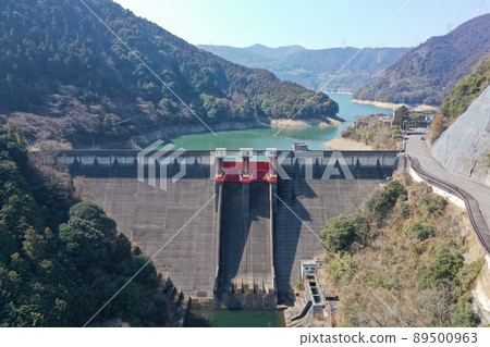 Kurose Dam, Saijo City, Ehime Prefecture 89500963