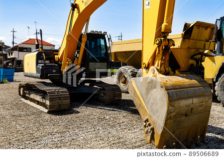 工程機械 重型設備 反鏟和自卸車 89506689