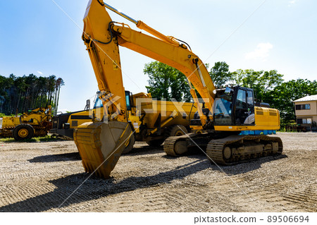 Construction machinery Heavy equipment Backhoe and dump truck 89506694
