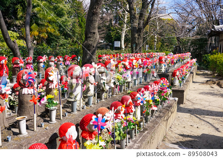 1000 Kosodate Jizoson of Zoujoji Temple (Minato-ku, Tokyo) 89508043
