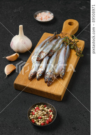 Fresh raw frozen capelin Fresh raw frozen capelin 89508971