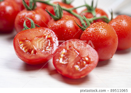 新鮮美味的西紅柿 89511065
