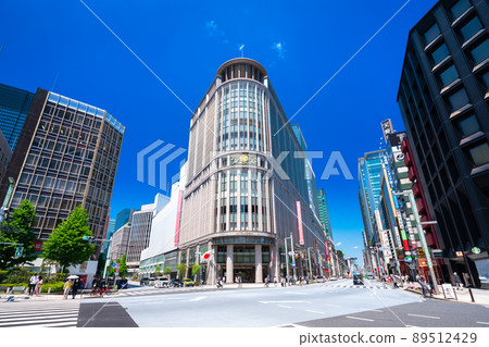 Scenery around Tokyo Nihonbashi (Nihonbashi Kitazume intersection) Scenery around Tokyo Nihonbashi (Nihonbashi Kitazume intersection) 89512429