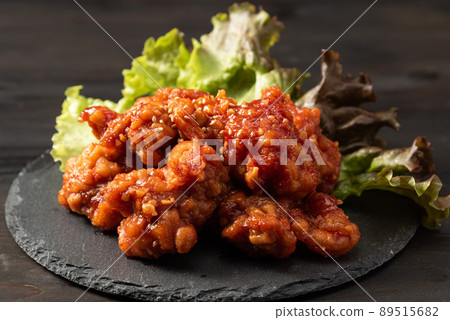 Yangnyeom chicken 89515682