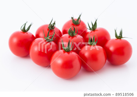 Mini tomatoes (fruit tomatoes) Mini tomatoes (fruit tomatoes) 89518506
