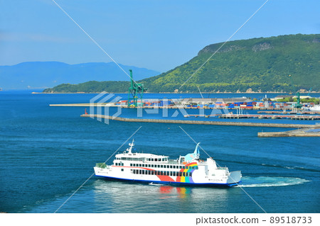 [香川縣]天氣晴朗時，高松港和矢島 89518733