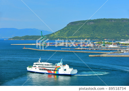 [Kagawa Prefecture] Takamatsu Port and Yashima under fine weather 89518734