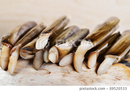 Heap of razor shell 89520533