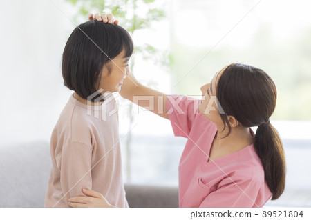 女孩和醫生 89521804
