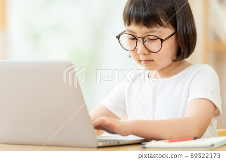 兒童電腦客廳 89522173