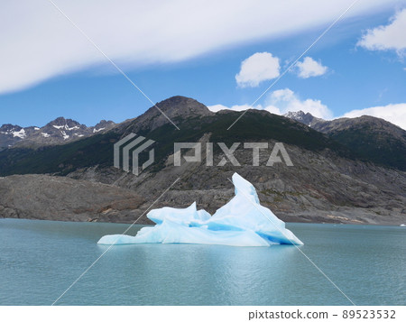 Scenery seen from a Patagonia cruise ship ⑰ Scenery seen from a Patagonia cruise ship ⑰ 89523532