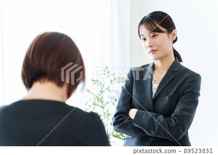 Business woman sermon Business woman sermon 89523831