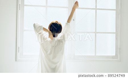 Relaxing middle-aged women body care 89524749