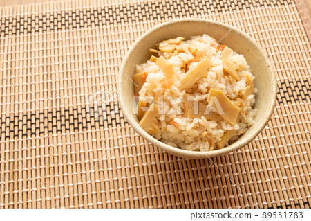 Bamboo shoot rice 89531783